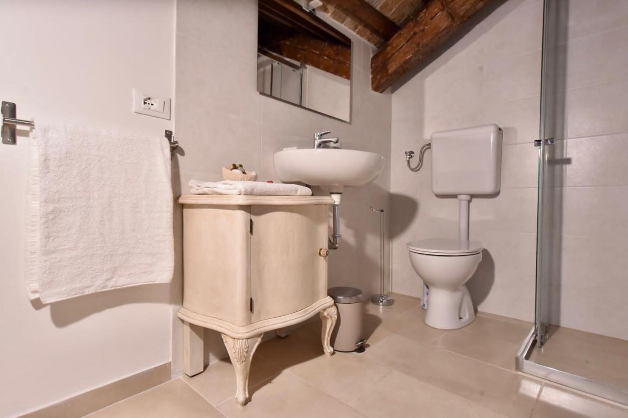 Palazzetto Barnaba Hotel Velence Kültér fotó